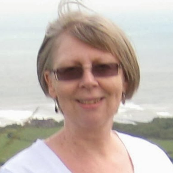 Meet your Posher, Karen - Picture 1 of 1